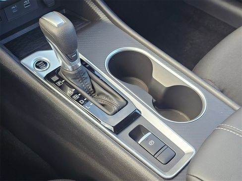 New 2025 Nissan Altima 2.5 SV w/ SV Special Edition Package image 18