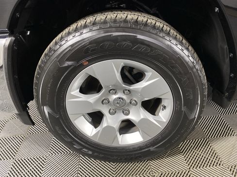 Used 2025 RAM 1500 Big Horn image 15