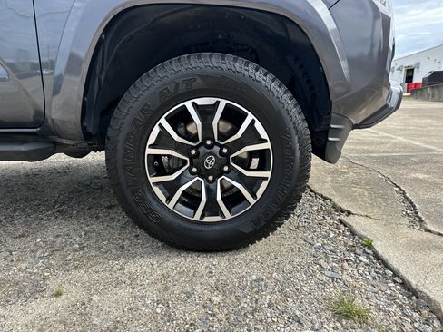 Used 2020 Toyota Tacoma TRD Sport RWD image 14