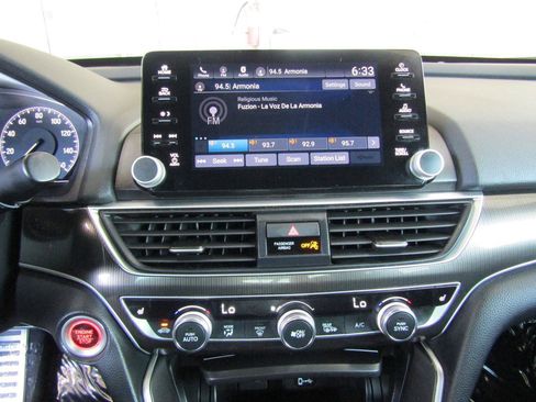 Used 2020 Honda Accord Sport image 17