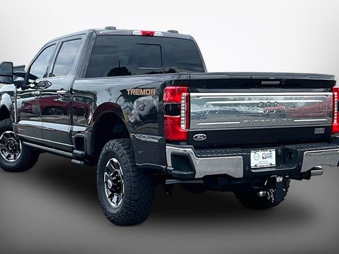 Used 2024 Ford F250 King Ranch w/ Tremor Off-Road Package AWD/4WD image 11