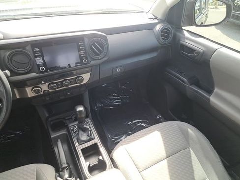 Used 2023 Toyota Tacoma SR AWD/4WD image 13