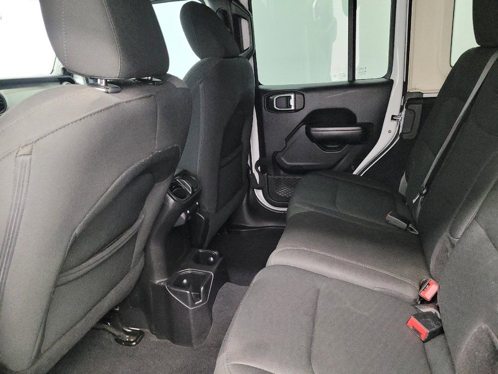 Used 2018 Jeep Wrangler Unlimited Sport S AWD/4WD image 18