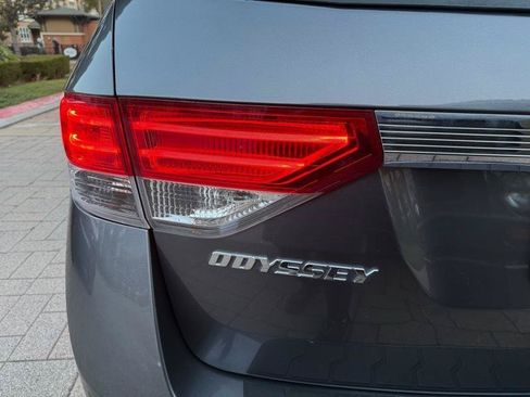 Used 2016 Honda Odyssey SE image 14