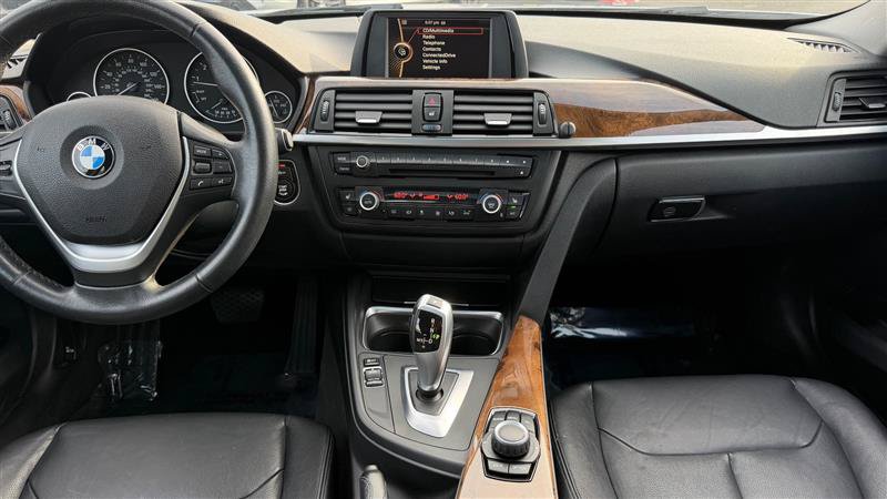 Used 2014 BMW 335i xDrive Sedan AWD/4WD image 26