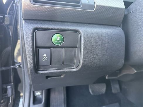 Used 2016 Honda Accord EX image 30