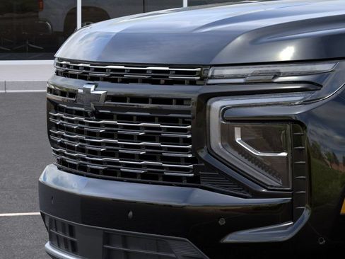 New 2026 Chevrolet Tahoe High Country AWD/4WD image 13