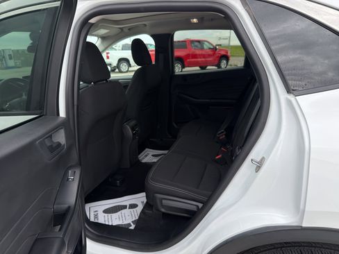 Used 2024 Ford Escape Active w/ Tech Pack #1 AWD/4WD image 18