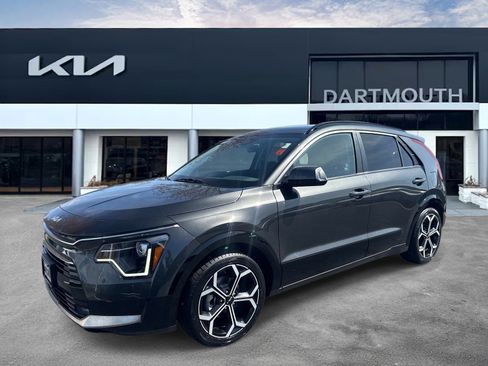 Used 2023 Kia Niro EX Touring FWD image 1