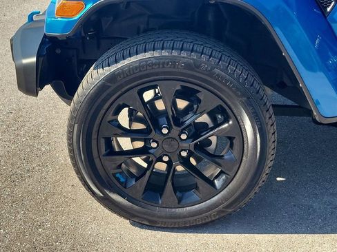 Used 2022 Jeep Wrangler Unlimited Sahara w/ Safety Group image 17