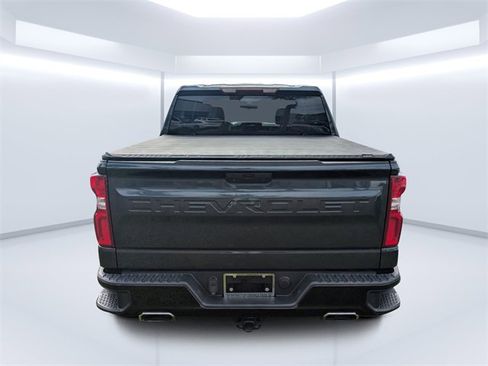 Used 2019 Chevrolet Silverado 1500 Custom Trail Boss w/ Custom Convenience Package image 4