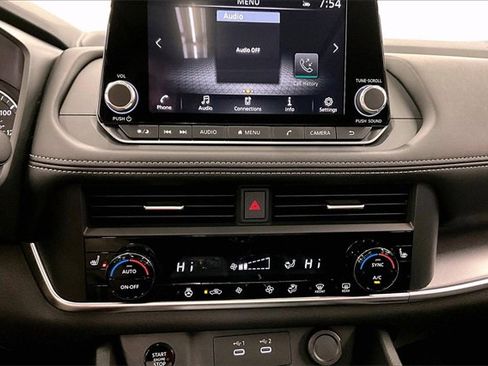 New 2026 Nissan Rogue SV w/ SV Premium Package image 23