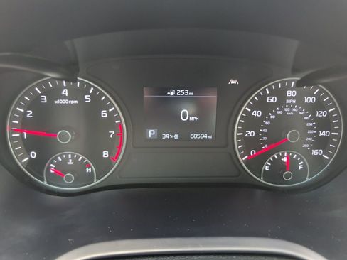 Used 2019 Kia Optima S image 12