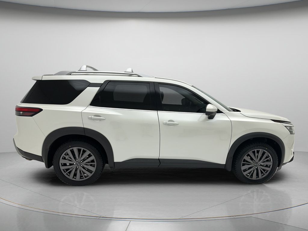 Used 2024 Nissan Pathfinder SL w/ SL Premium Package AWD/4WD image 6