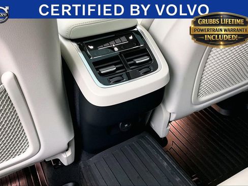 Used 2023 Volvo XC60 B5 Ultimate w/ Climate Package AWD/4WD image 31