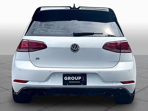 Used 2018 Volkswagen Golf R 4-Door AWD/4WD image 5