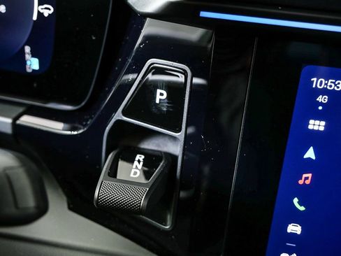 Used 2025 Porsche Macan Turbo Electric image 19