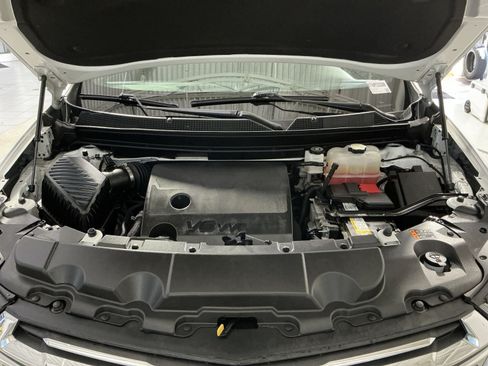 Used 2023 Chevrolet Traverse LT w/ LPO, Floor Liner Package AWD/4WD image 28