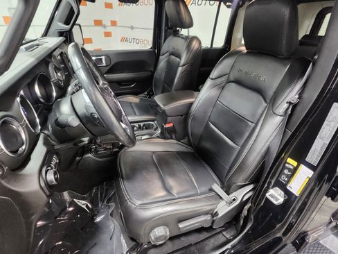 Used 2021 Jeep Wrangler Unlimited Sahara w/ Cold Weather Group image 21