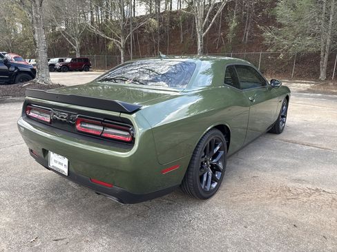 Used 2023 Dodge Challenger R/T w/ Plus Package image 7