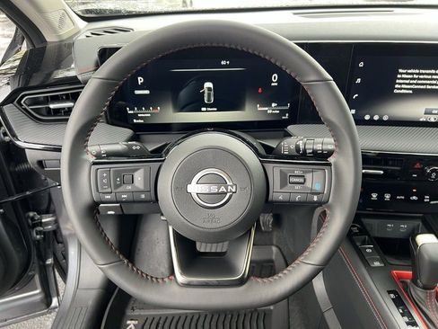 New 2026 Nissan Kicks SR w/ Cold Weather Package AWD/4WD image 16