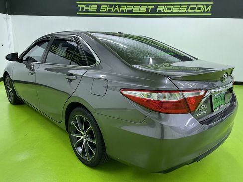 Used 2016 Toyota Camry XSE image 7