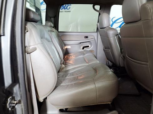 Used 2001 Chevrolet Silverado 3500 LT w/ Off-Road Skid Plate Pkg image 11