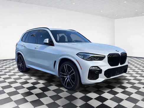 Used 2021 BMW X5 M50i AWD/4WD image 3