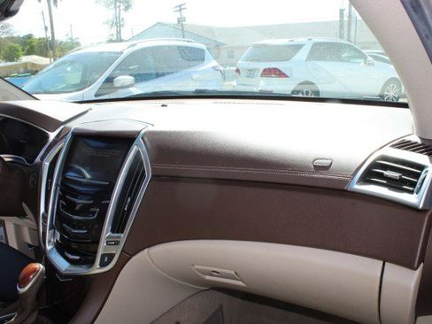 Used 2015 Cadillac SRX Premium w/ Driver Assist Package image 19