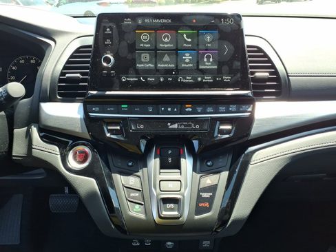 New 2026 Honda Odyssey Touring image 16