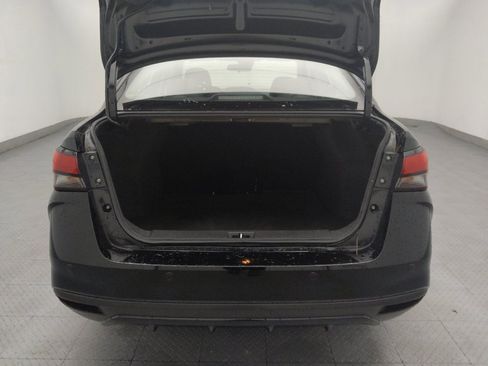 Used 2023 Nissan Versa SV FWD image 29