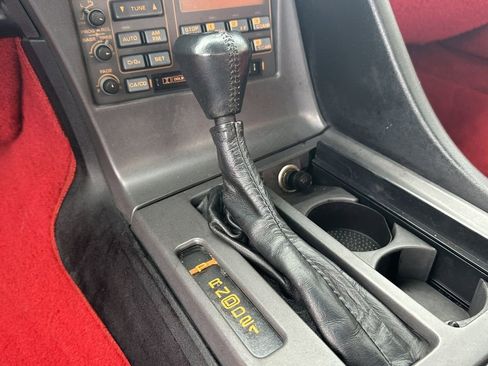 Used 1991 Chevrolet Corvette Convertible image 23