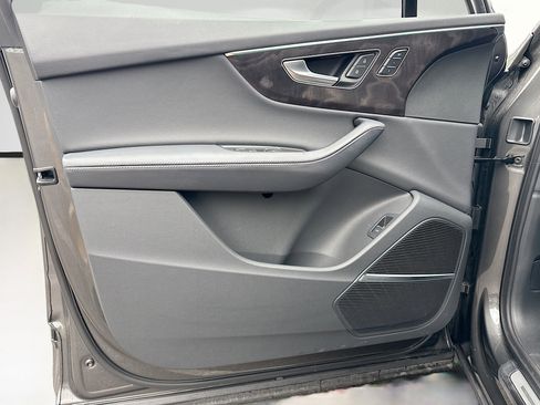 Used 2024 Audi Q7 2.0T Premium Plus image 21