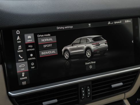 Used 2019 Porsche Cayenne AWD/4WD image 52