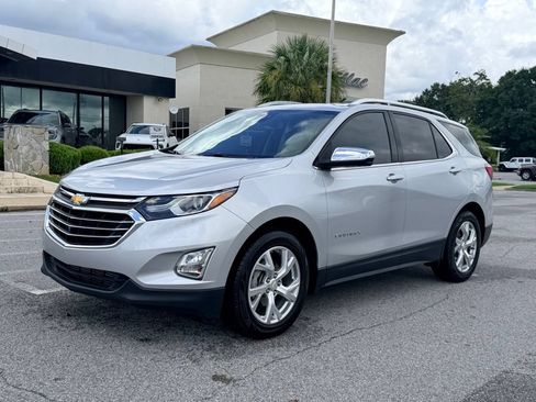 Used 2019 Chevrolet Equinox Premier FWD image 1