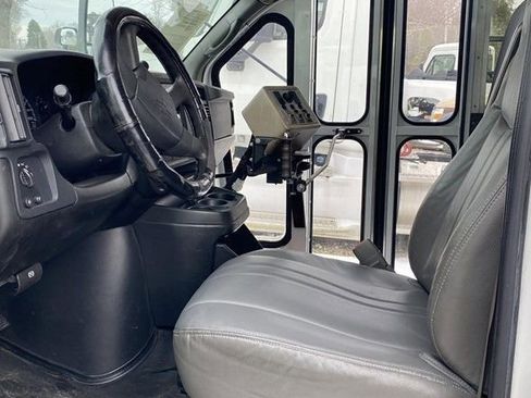 Used 2007 Chevrolet Express 3500 w/ School Bus Package RWD image 6