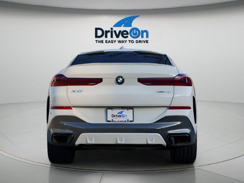 Used 2022 BMW X6 xDrive40i w/ Executive Package AWD/4WD image 8