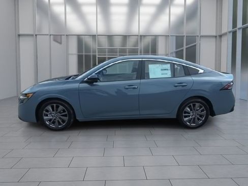New 2026 Nissan Sentra SL FWD image 5