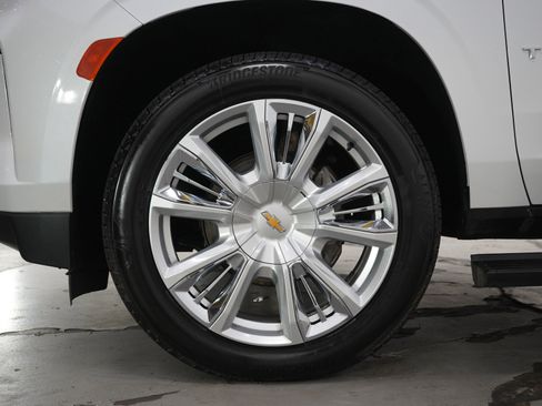 Used 2023 Chevrolet Tahoe High Country w/ Premium Package 2 AWD/4WD image 36