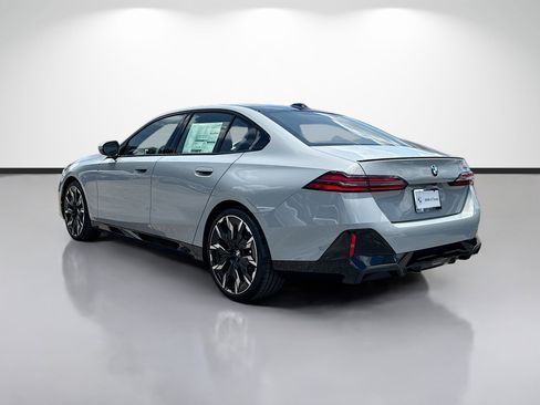 New 2027 BMW 530i w/ M Sport Package RWD image 5