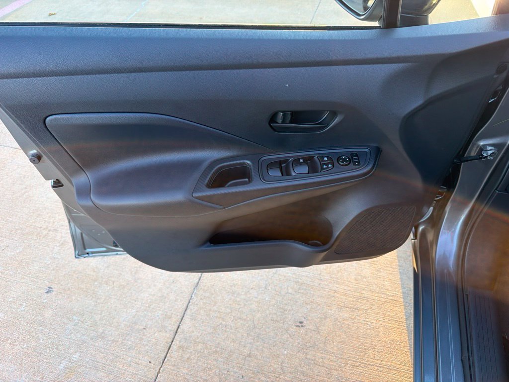 Used 2025 Nissan Versa S w/ Trunk Package FWD image 12