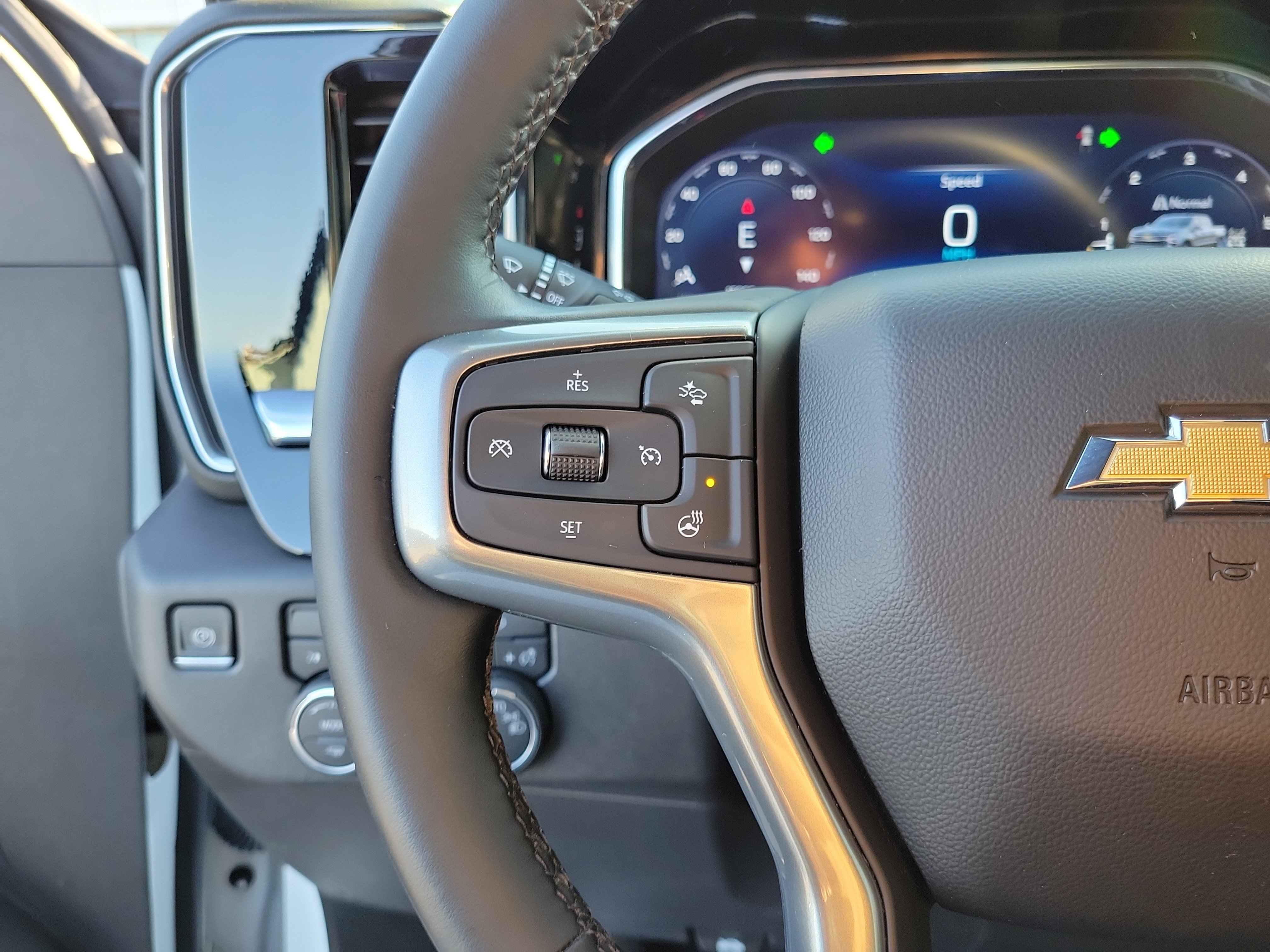 Used 2024 Chevrolet Silverado 1500 LT AWD/4WD image 22