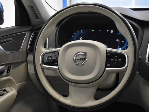 Used 2023 Volvo XC90 B6 Plus image 26