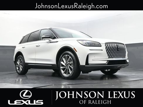Used 2024 Lincoln Corsair FWD w/ Equipment Group 102A image 14