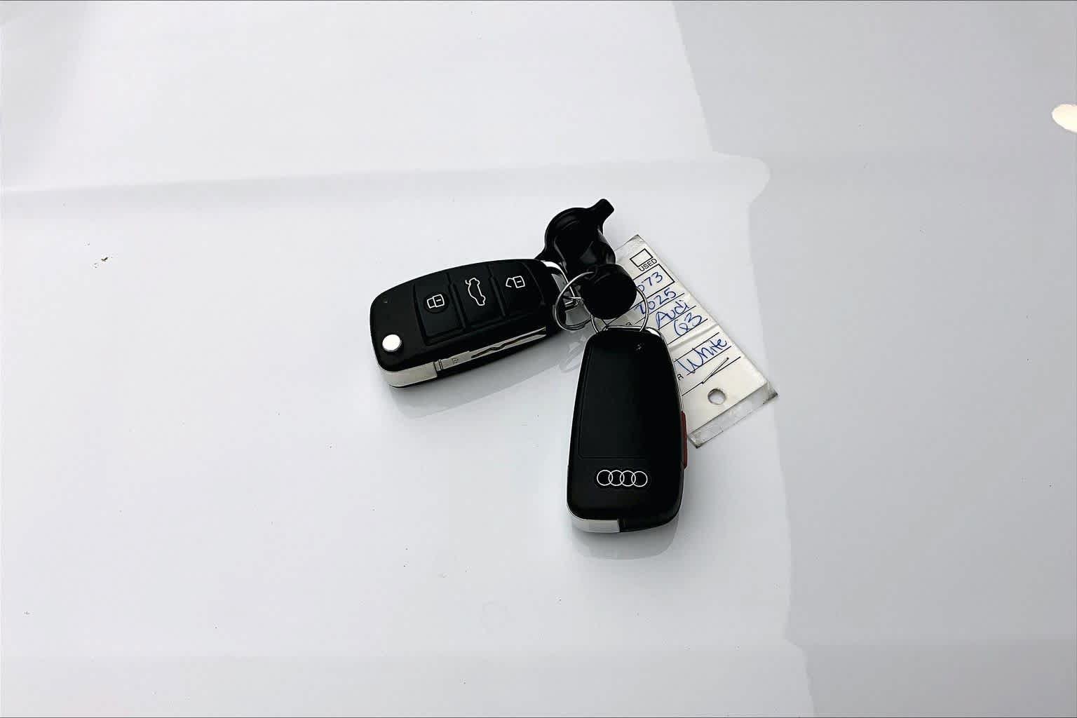 Certified 2025 Audi Q3 2.0T Premium Plus w/ Premium Plus Package AWD/4WD image 15