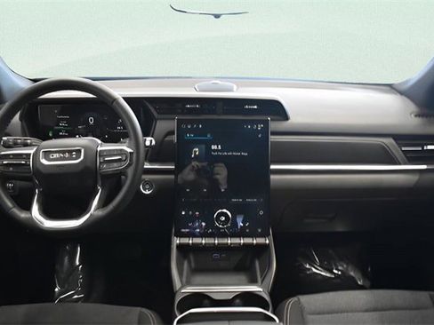 Used 2025 GMC Terrain Elevation w/ Technology Package II image 5