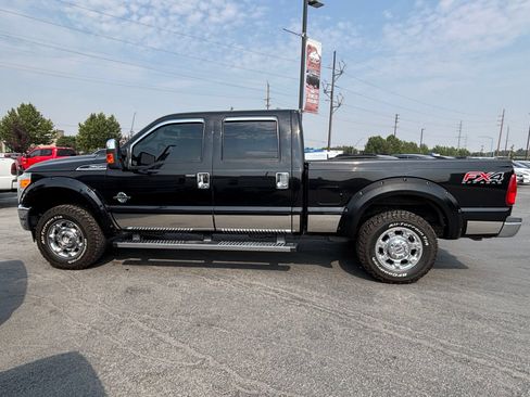 Used 2014 Ford F250 Lariat w/ Lariat Ultimate Package AWD/4WD image 8
