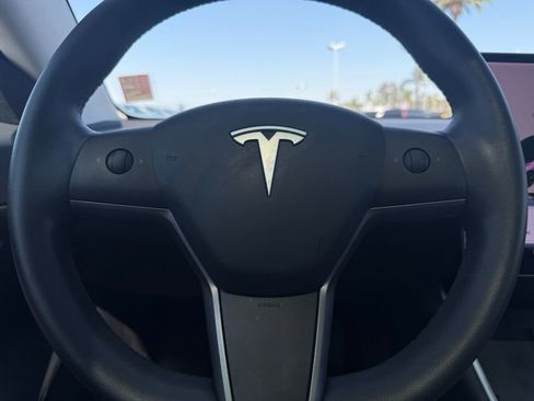 Used 2020 Tesla Model 3 Standard Range Plus image 22
