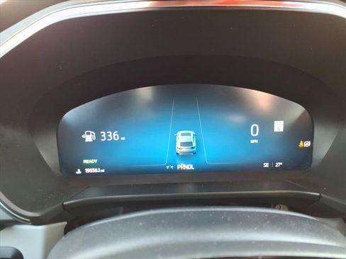 Used 2024 Ford Escape Platinum w/ Premium Technology Package image 21