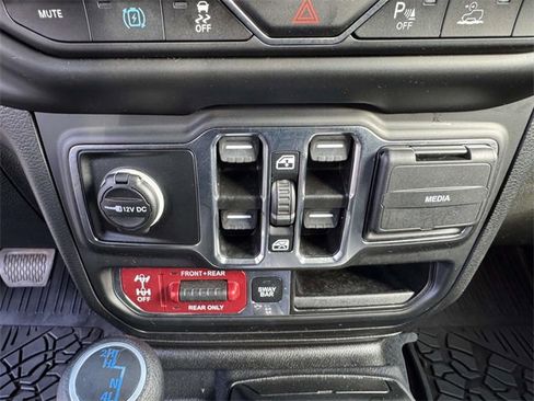 Used 2021 Jeep Wrangler Unlimited Rubicon 4xe w/ Cold Weather Group image 6